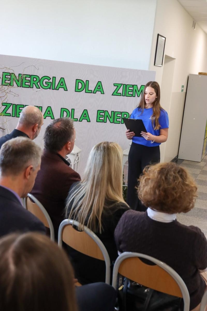 Zdjęcie w galerii na portalu naszwodzislaw.com: Nowa ekopracownia w Wodzisławiu. Uczniowie SP nr 8 zyskali nowoczesną przestrzeń do nauki wiadomości z regionu