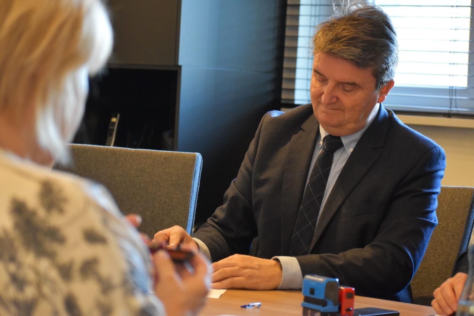 Zdjęcie w galerii na portalu naszwodzislaw.com: Licealiści z powiatu wodzisławskiego sprawdzą się w pracy. Rusza kolejna edycja Zawodowego Debiutu wiadomości z regionu