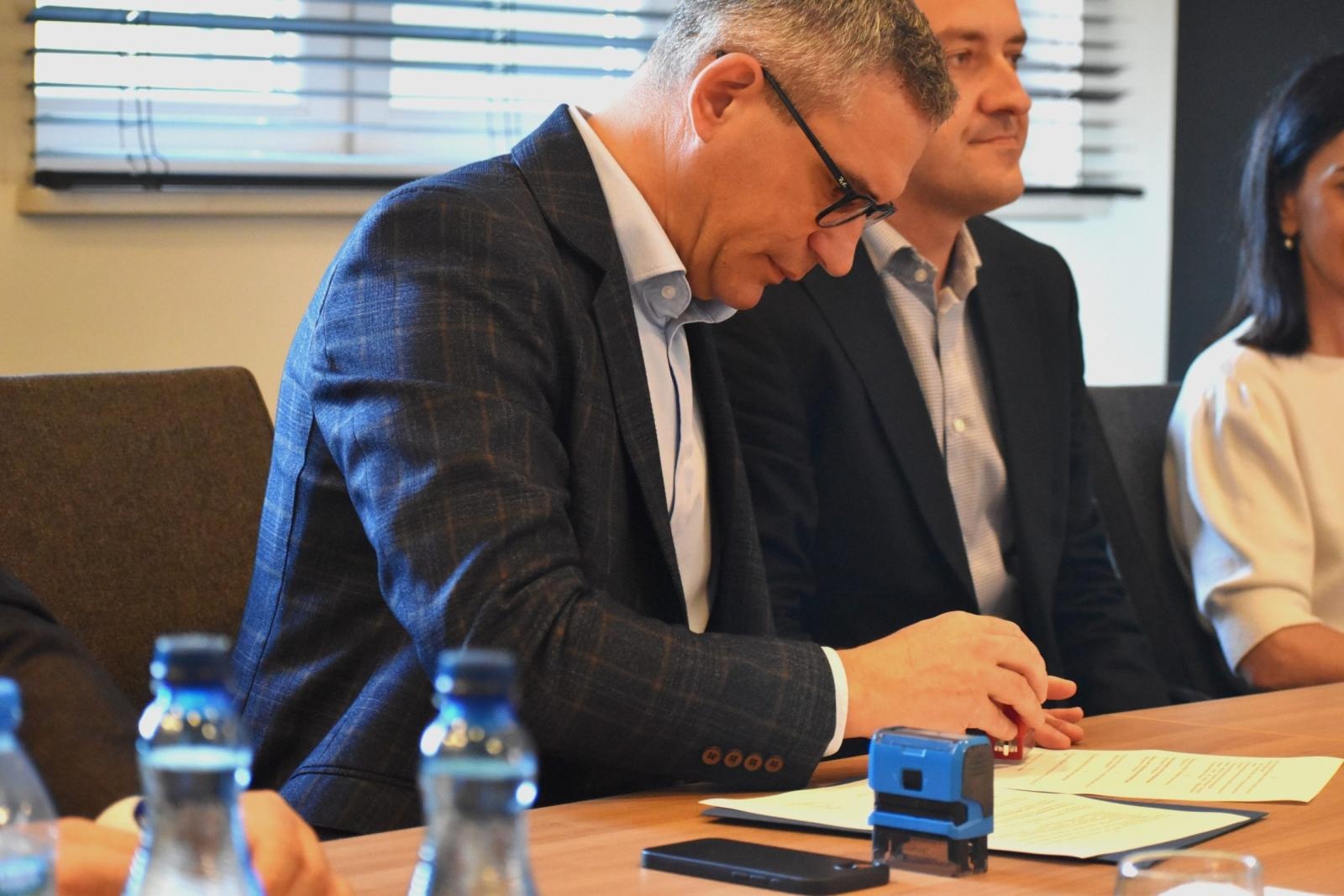 Zdjęcie w galerii na portalu naszwodzislaw.com: Licealiści z powiatu wodzisławskiego sprawdzą się w pracy. Rusza kolejna edycja Zawodowego Debiutu wiadomości z regionu