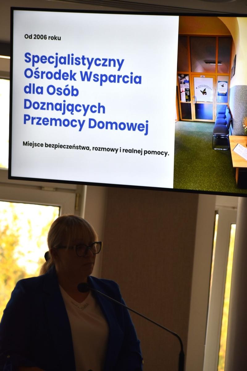 Zdjęcie w galerii na portalu naszwodzislaw.com: 20 lat pomocy osobom doświadczającym przemocy. Wodzisławski ośrodek podsumował dwie dekady działalności wiadomości z regionu