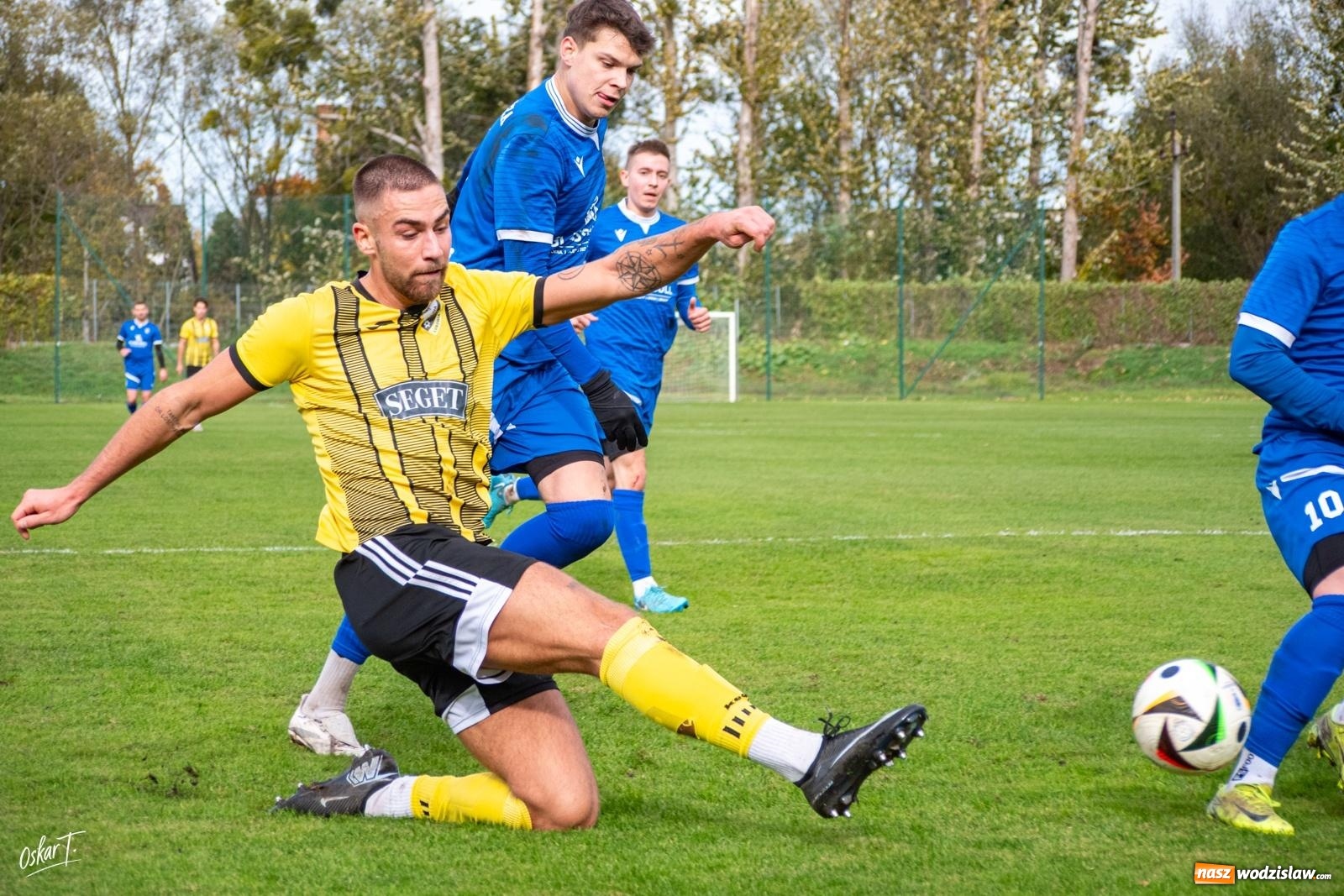 Zdjęcie w galerii na portalu naszwodzislaw.com: Sześć goli przy Sportowej. Lubomia nie miała litości dla Nędzy [FOTO] wiadomości z regionu