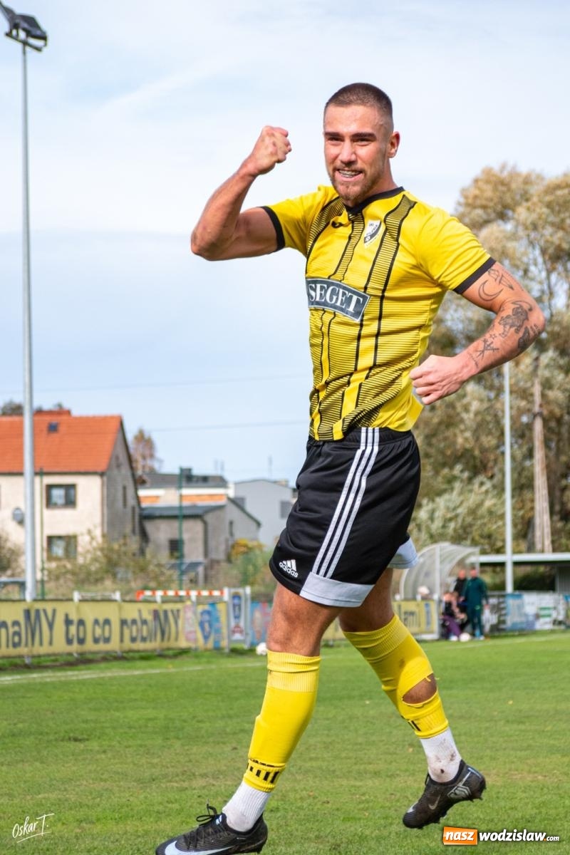 Zdjęcie w galerii na portalu naszwodzislaw.com: Sześć goli przy Sportowej. Lubomia nie miała litości dla Nędzy [FOTO] wiadomości z regionu
