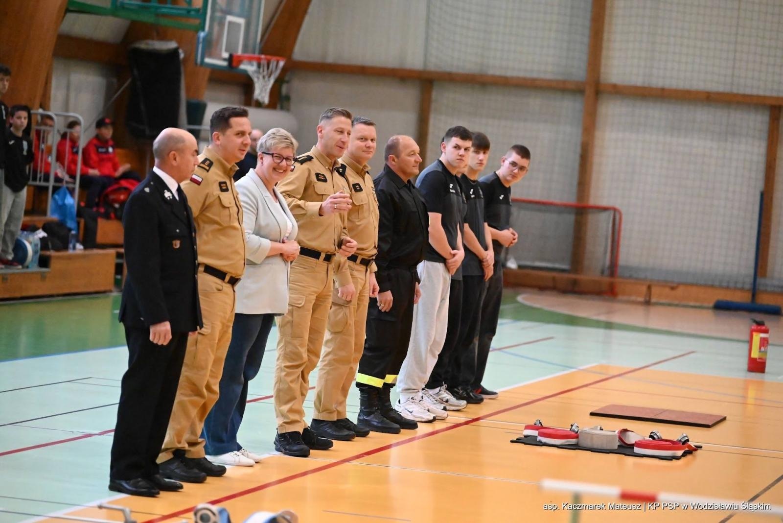 Zdjęcie w galerii na portalu naszwodzislaw.com: MDP Bluszczów najlepsza w Syryni. 16 drużyn walczyło o zwycięstwo [FOTO] wiadomości z regionu