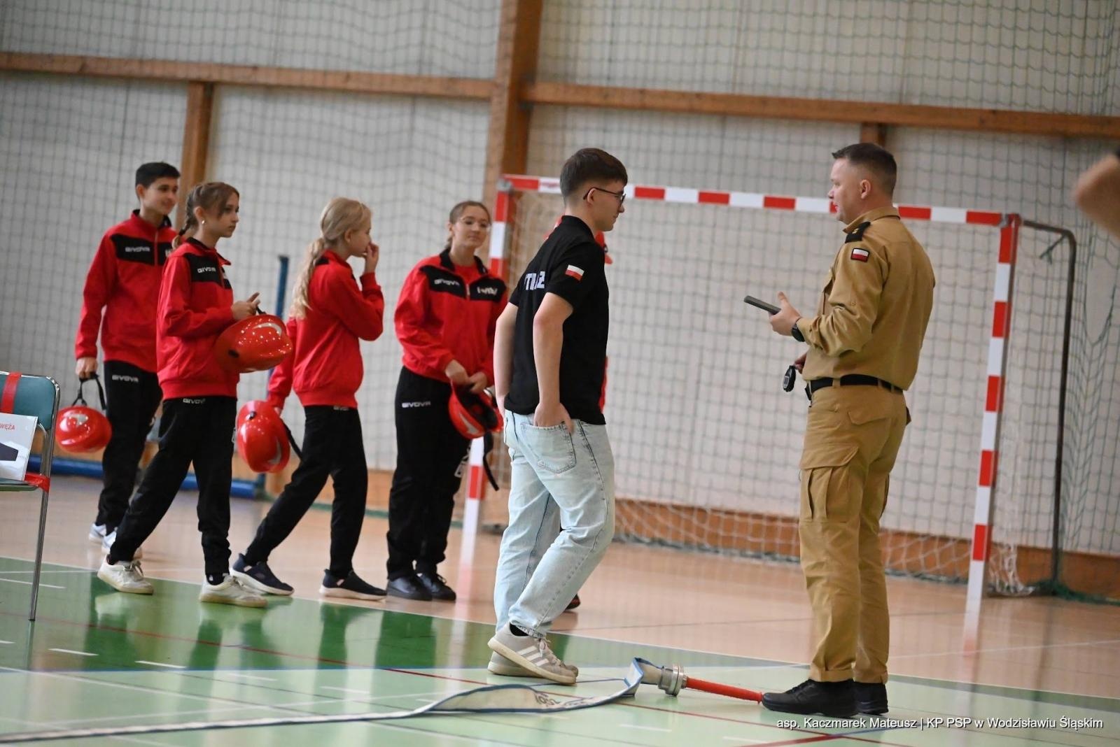Zdjęcie w galerii na portalu naszwodzislaw.com: MDP Bluszczów najlepsza w Syryni. 16 drużyn walczyło o zwycięstwo [FOTO] wiadomości z regionu