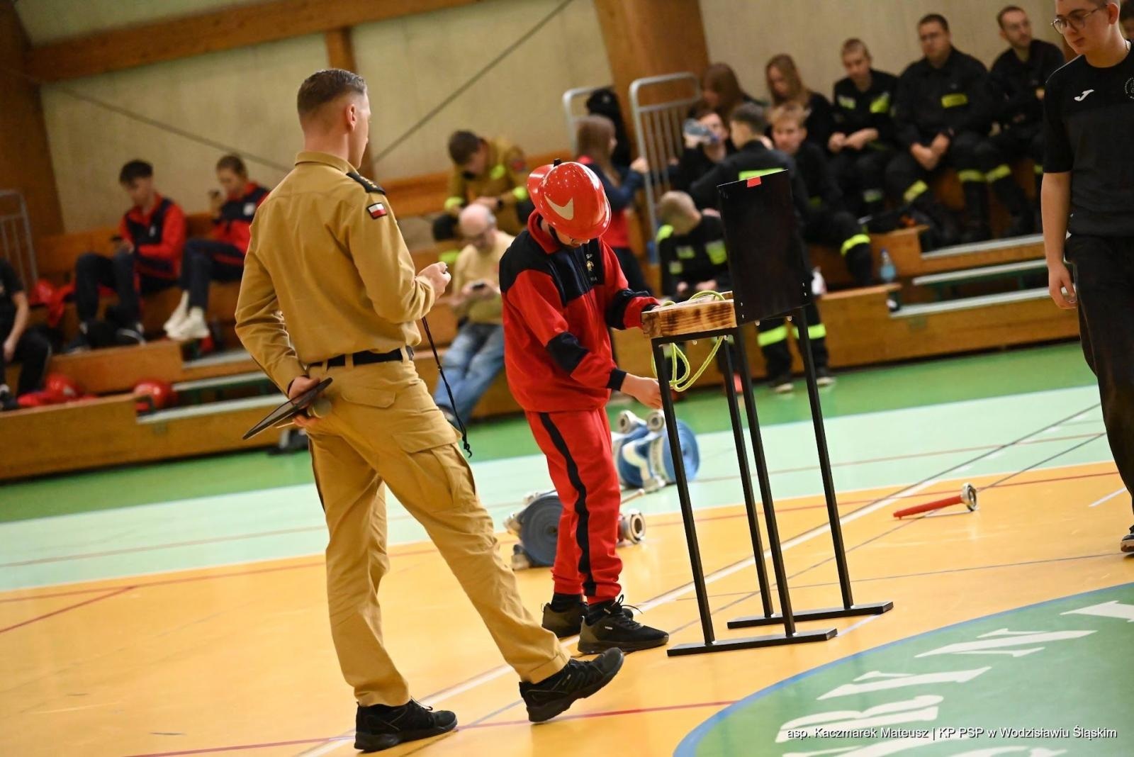 Zdjęcie w galerii na portalu naszwodzislaw.com: MDP Bluszczów najlepsza w Syryni. 16 drużyn walczyło o zwycięstwo [FOTO] wiadomości z regionu