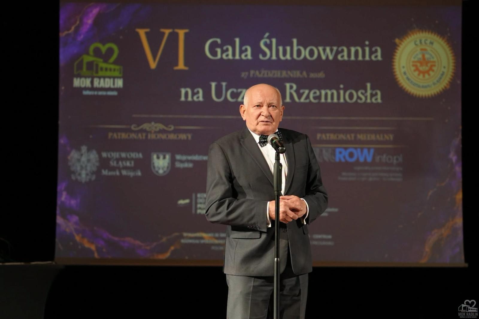 Zdjęcie w galerii na portalu naszwodzislaw.com: Młodzi rzemieślnicy złożyli ślubowanie. VI gala odbyła się w Radlinie wiadomości z regionu
