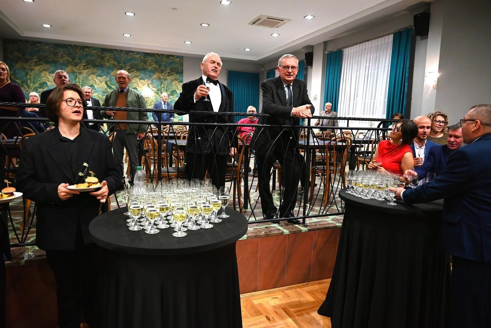Zdjęcie w galerii na portalu naszwodzislaw.com: Trzy dekady muzycznej historii Gołkowic. Jubileusz orkiestry zwieńczył koncert, który porwał publiczność [FOTO] wiadomości z regionu