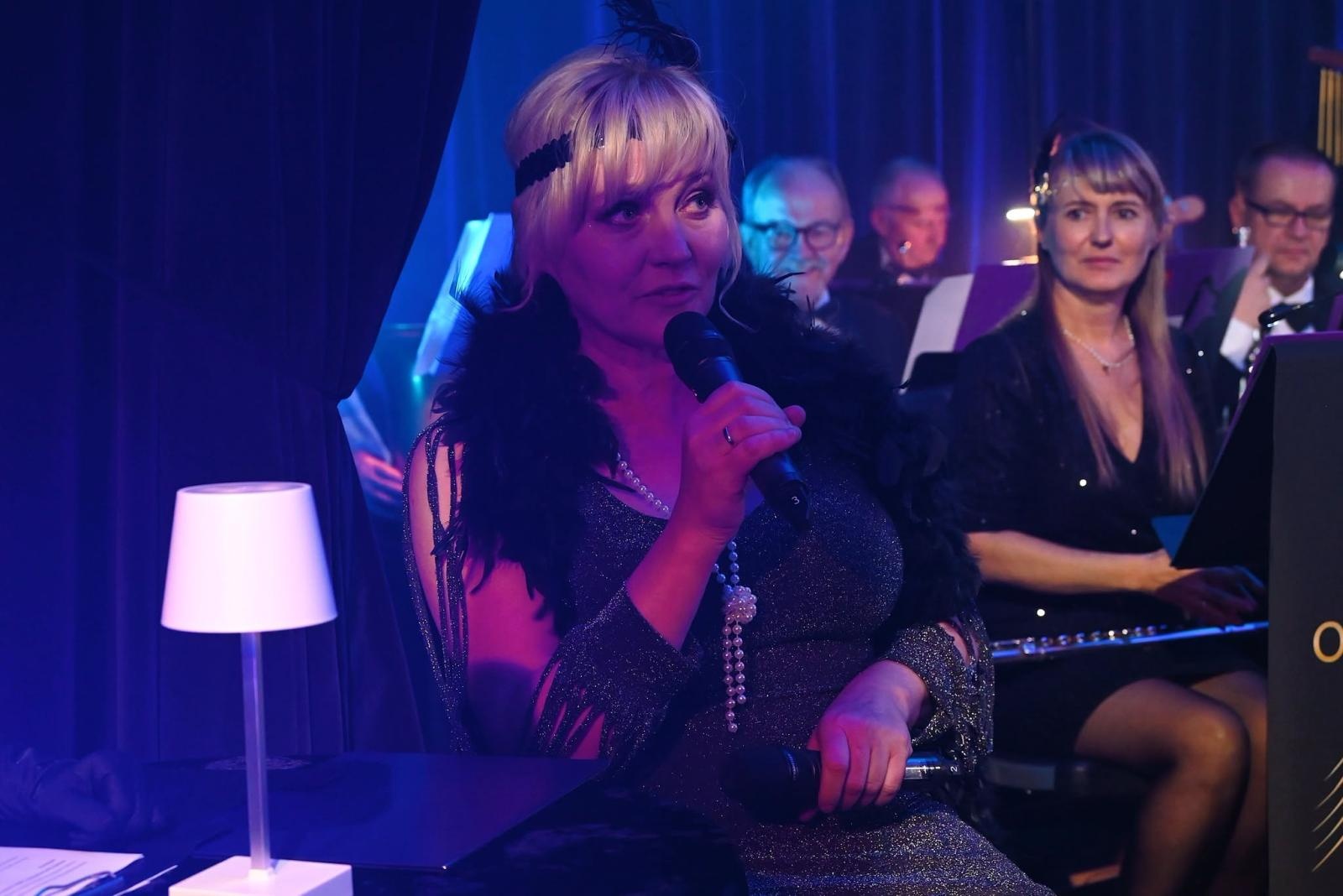 Zdjęcie w galerii na portalu naszwodzislaw.com: Trzy dekady muzycznej historii Gołkowic. Jubileusz orkiestry zwieńczył koncert, który porwał publiczność [FOTO] wiadomości z regionu