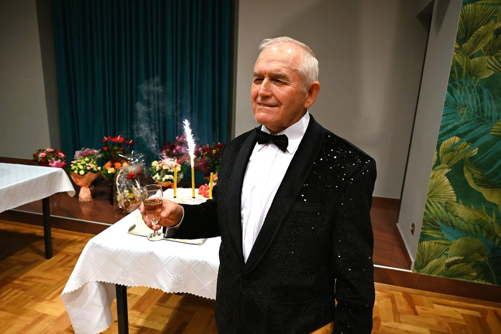 Zdjęcie w galerii na portalu naszwodzislaw.com: Trzy dekady muzycznej historii Gołkowic. Jubileusz orkiestry zwieńczył koncert, który porwał publiczność [FOTO] wiadomości z regionu