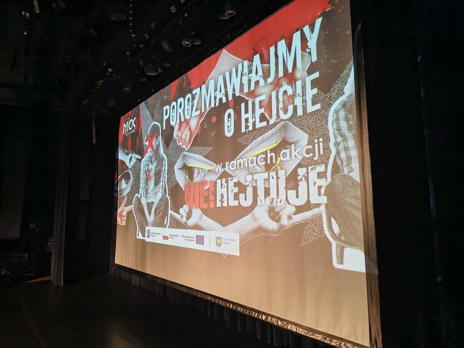 Zdjęcie w galerii na portalu naszwodzislaw.com: Hejt pod lupą. Uczniowie z Pszowa rozmawiali o sile słów i szacunku wiadomości z regionu