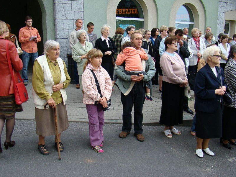 Zdjęcie w galerii na portalu naszwodzislaw.com: Zasłużeni będą otrzymywać Wawrzyna wiadomości z regionu