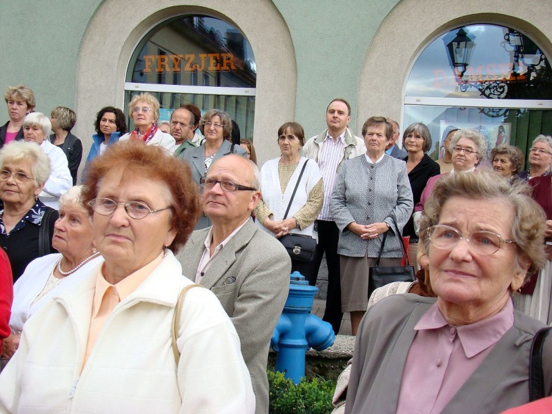 Zdjęcie w galerii na portalu naszwodzislaw.com: Zasłużeni będą otrzymywać Wawrzyna wiadomości z regionu