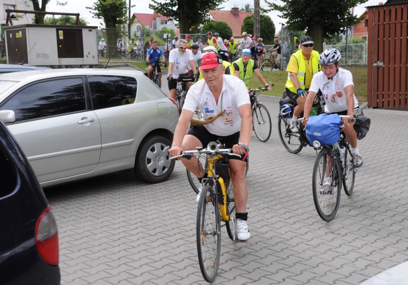Zdjęcie w galerii na portalu naszwodzislaw.com: Parkowali na Przystanku Woodstock wiadomości z regionu
