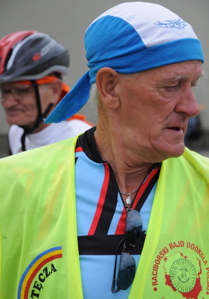 Zdjęcie w galerii na portalu naszwodzislaw.com: Parkowali na Przystanku Woodstock wiadomości z regionu