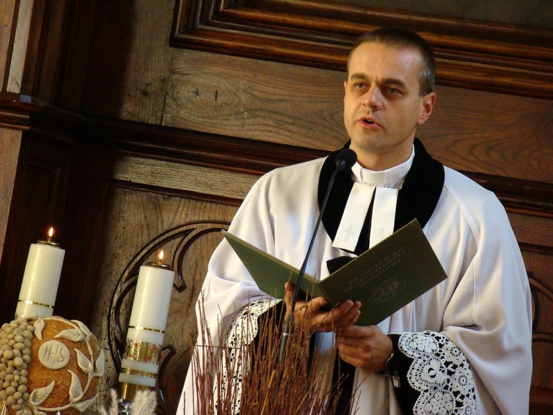 Zdjęcie w galerii na portalu naszwodzislaw.com: Mają ołtarz i ambonę ze Stawiszyna wiadomości z regionu