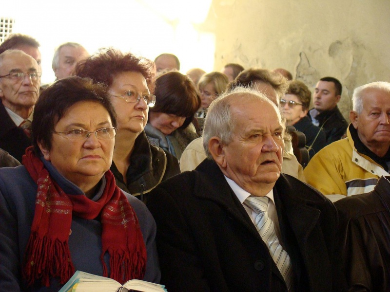 Zdjęcie w galerii na portalu naszwodzislaw.com: Mają ołtarz i ambonę ze Stawiszyna wiadomości z regionu