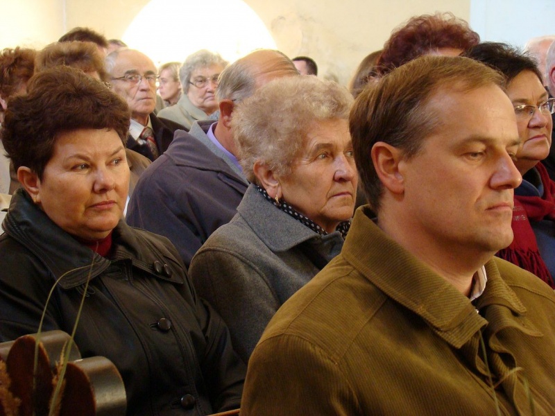 Zdjęcie w galerii na portalu naszwodzislaw.com: Mają ołtarz i ambonę ze Stawiszyna wiadomości z regionu