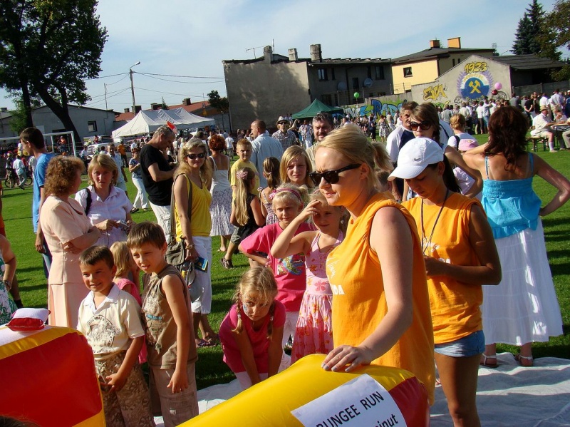 Zdjęcie w galerii na portalu naszwodzislaw.com: MOTO SZAŁ w Radlinie wiadomości z regionu