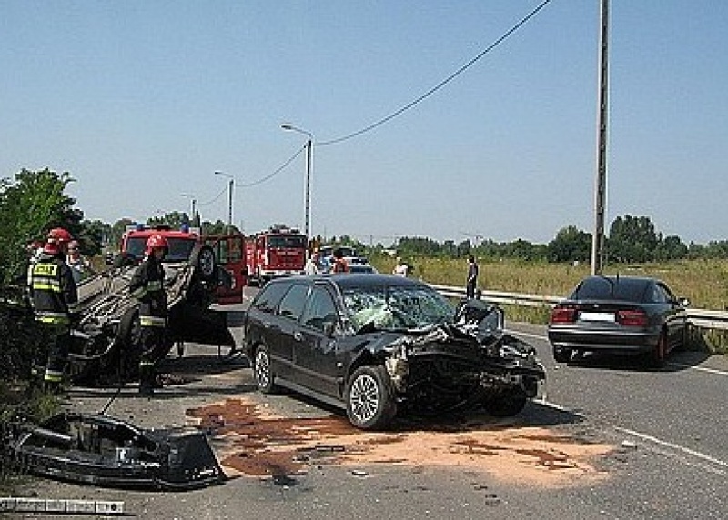 Zdjęcie w galerii na portalu naszwodzislaw.com: 30-latek zginął w wypadku wiadomości z regionu
