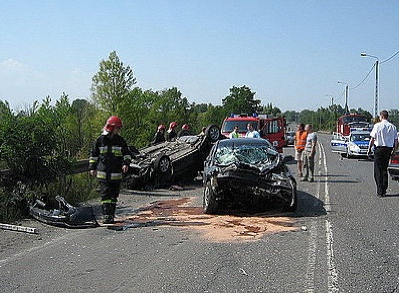 Zdjęcie w galerii na portalu naszwodzislaw.com: 30-latek zginął w wypadku wiadomości z regionu