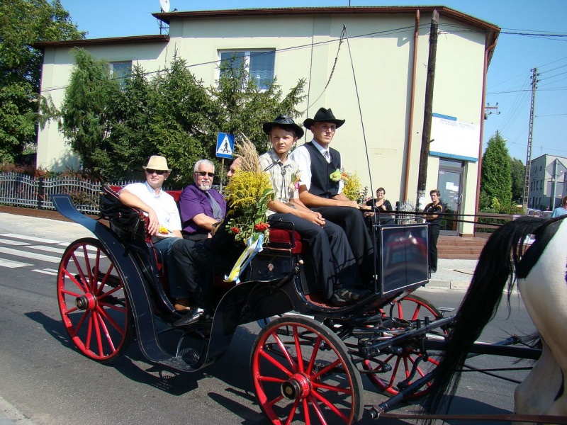Zdjęcie w galerii na portalu naszwodzislaw.com: W Radlinie dziękowali za plony wiadomości z regionu