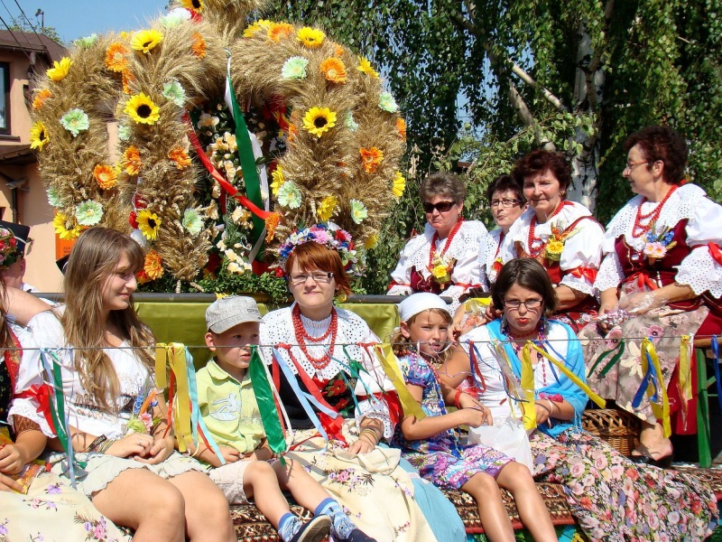 Zdjęcie w galerii na portalu naszwodzislaw.com: W Radlinie dziękowali za plony wiadomości z regionu