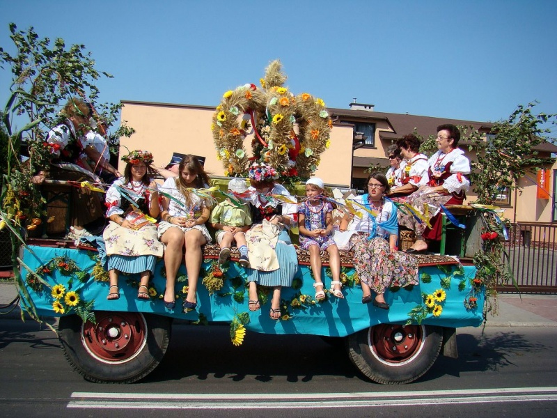 Zdjęcie w galerii na portalu naszwodzislaw.com: W Radlinie dziękowali za plony wiadomości z regionu