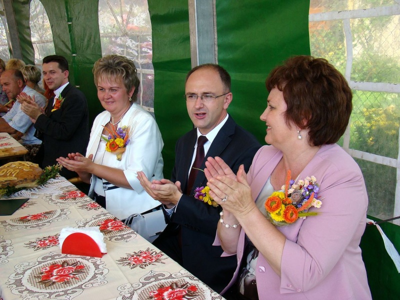 Zdjęcie w galerii na portalu naszwodzislaw.com: W Radlinie dziękowali za plony wiadomości z regionu