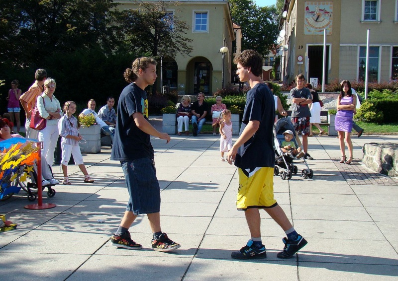 Zdjęcie w galerii na portalu naszwodzislaw.com: Gryzonie pędziły po zwycięstwo wiadomości z regionu