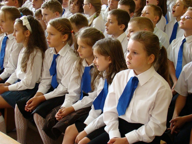 Zdjęcie w galerii na portalu naszwodzislaw.com: Prezydent Kieca przepytał pierwszaków wiadomości z regionu