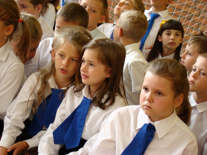 Zdjęcie w galerii na portalu naszwodzislaw.com: Prezydent Kieca przepytał pierwszaków wiadomości z regionu