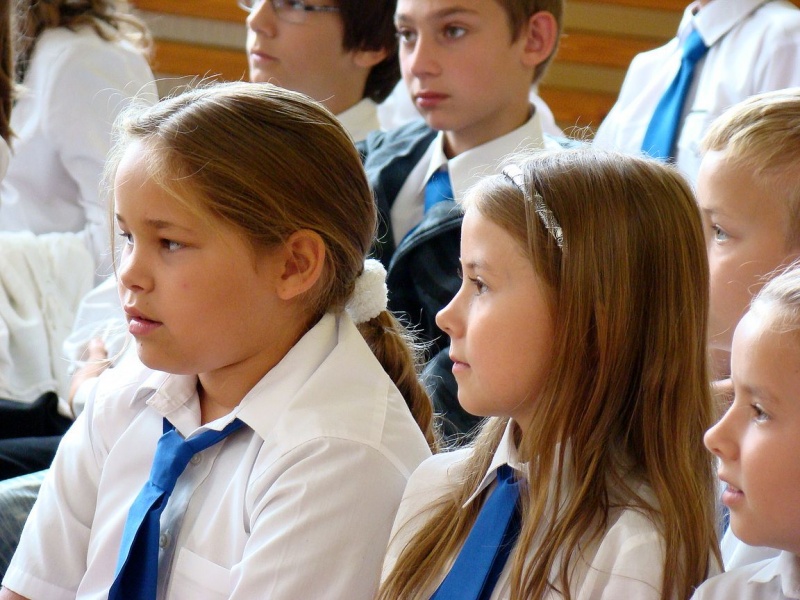 Zdjęcie w galerii na portalu naszwodzislaw.com: Prezydent Kieca przepytał pierwszaków wiadomości z regionu