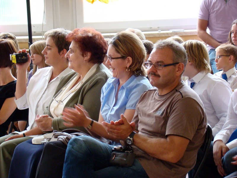 Zdjęcie w galerii na portalu naszwodzislaw.com: Prezydent Kieca przepytał pierwszaków wiadomości z regionu