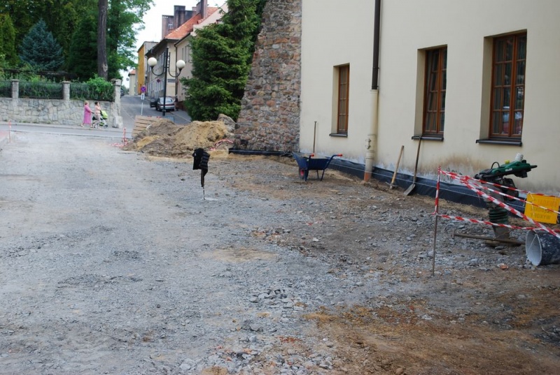 Zdjęcie w galerii na portalu naszwodzislaw.com: Parking na Wałowej bez opłat! wiadomości z regionu