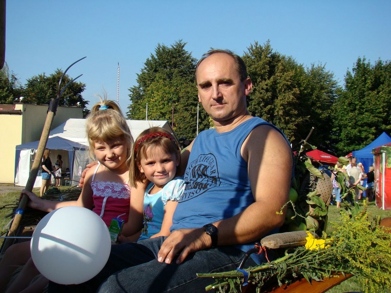 Zdjęcie w galerii na portalu naszwodzislaw.com: Każdy mógł przejechać się bryczką wiadomości z regionu