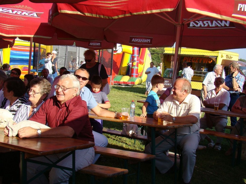 Zdjęcie w galerii na portalu naszwodzislaw.com: Każdy mógł przejechać się bryczką wiadomości z regionu