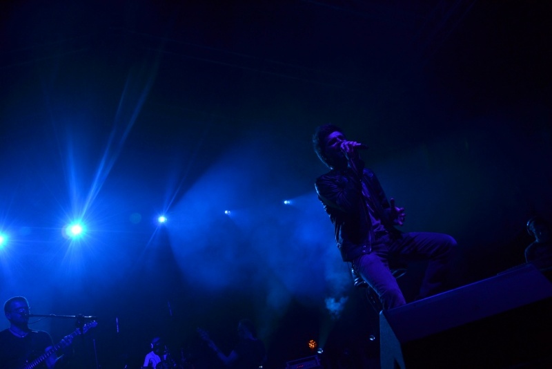 Zdjęcie w galerii na portalu naszwodzislaw.com: Łukasz Zagrobelny na radlińskiej scenie wiadomości z regionu