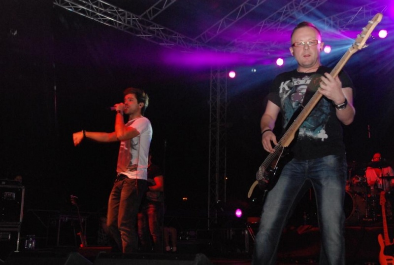 Zdjęcie w galerii na portalu naszwodzislaw.com: Łukasz Zagrobelny na radlińskiej scenie wiadomości z regionu