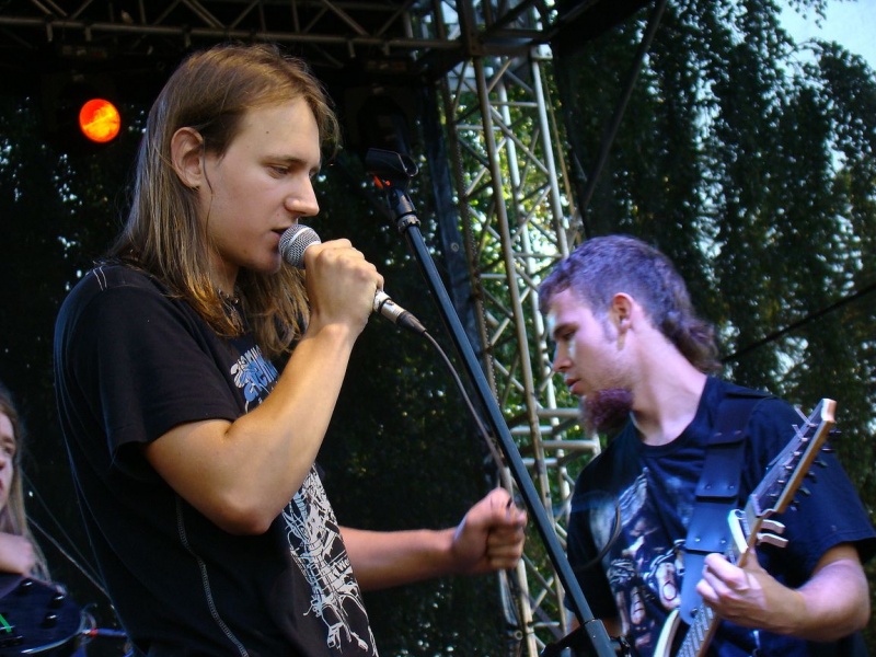 Zdjęcie w galerii na portalu naszwodzislaw.com: Łukasz Zagrobelny na radlińskiej scenie wiadomości z regionu