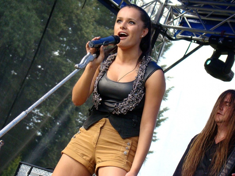 Zdjęcie w galerii na portalu naszwodzislaw.com: Łzy rozgrzały publiczność w Połomi  wiadomości z regionu