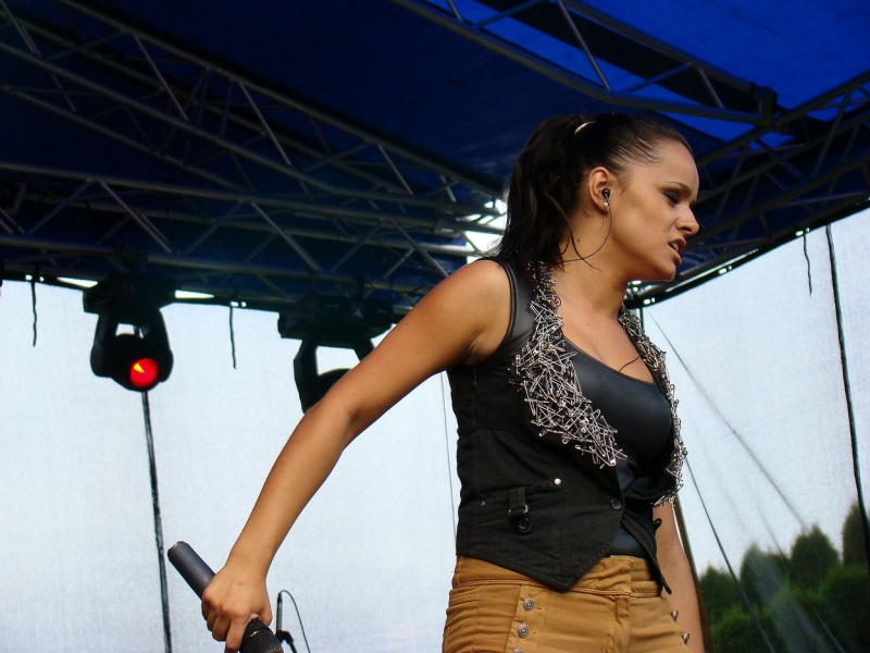 Zdjęcie w galerii na portalu naszwodzislaw.com: Łzy rozgrzały publiczność w Połomi  wiadomości z regionu