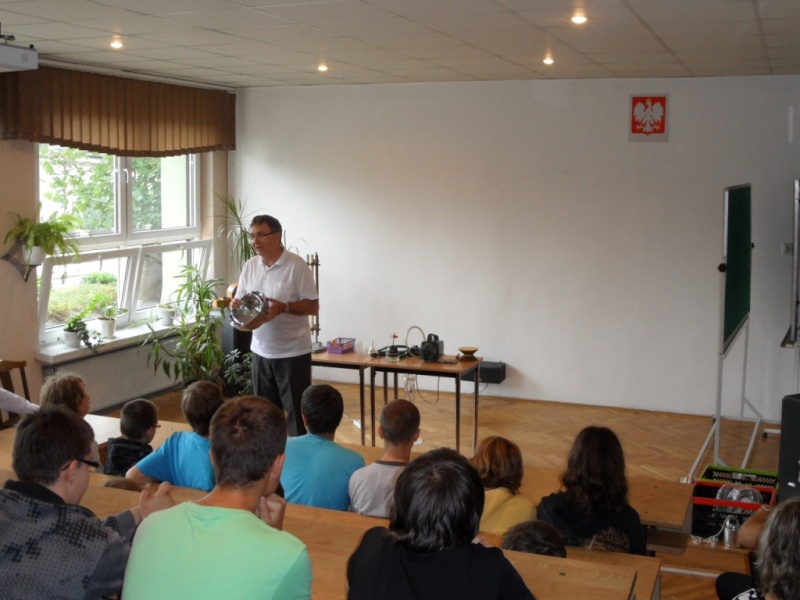 Zdjęcie w galerii na portalu naszwodzislaw.com: Eksperymenty u Tischnera wiadomości z regionu