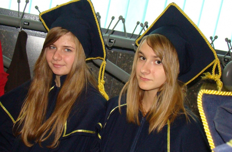 Zdjęcie w galerii na portalu naszwodzislaw.com: BELLA, BELLISSIMA o nauczycielkach... wiadomości z regionu