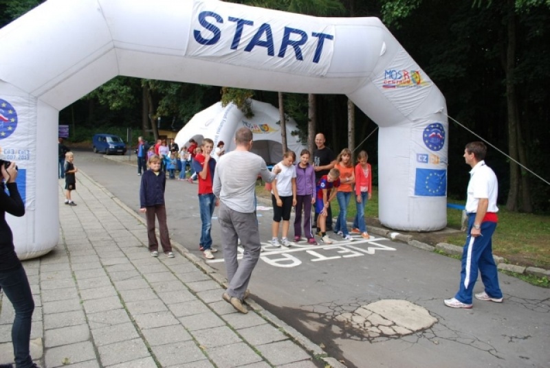 Zdjęcie w galerii na portalu naszwodzislaw.com: Pożegnali lato na sportowo wiadomości z regionu