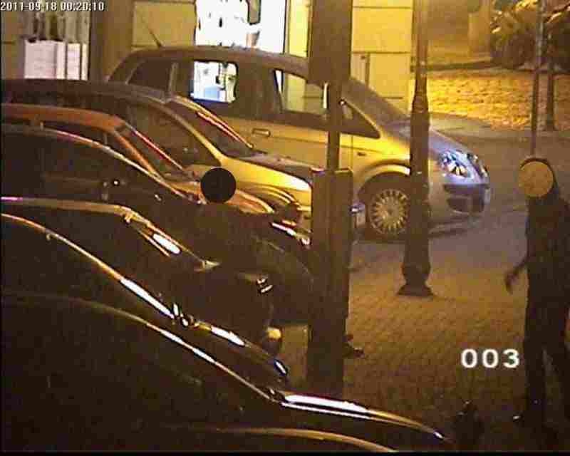 Zdjęcie w galerii na portalu naszwodzislaw.com: Obnażali się w centum miasta wiadomości z regionu