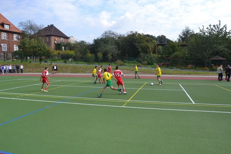 Zdjęcie w galerii na portalu naszwodzislaw.com: Nowe boisko w mieście olimpijczyków wiadomości z regionu