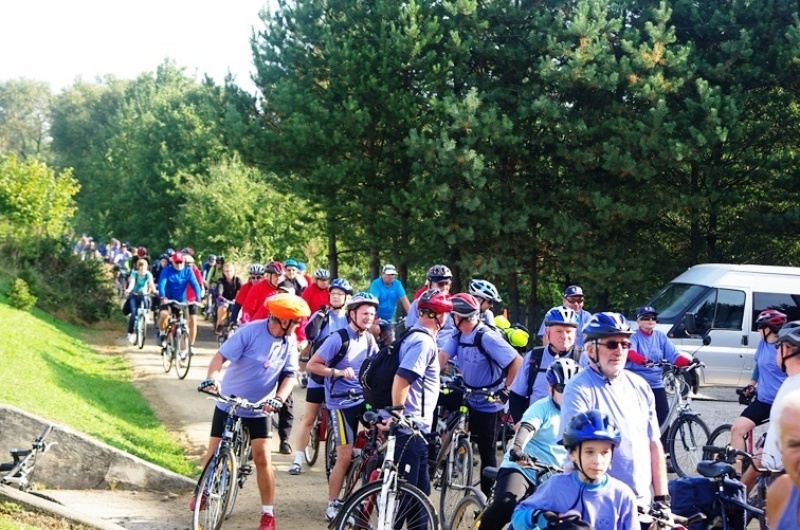 Zdjęcie w galerii na portalu naszwodzislaw.com: Rekord pobity, ścigało się 400 osób  wiadomości z regionu