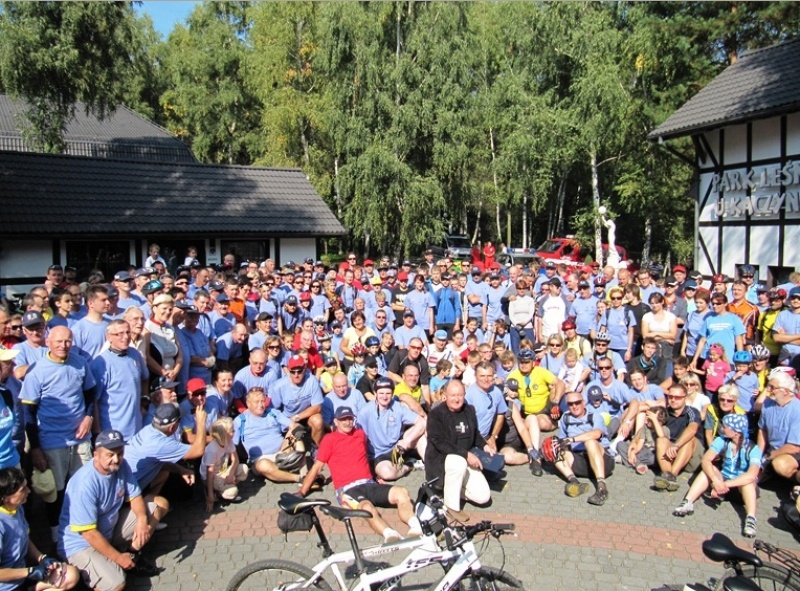 Zdjęcie w galerii na portalu naszwodzislaw.com: Rekord pobity, ścigało się 400 osób  wiadomości z regionu