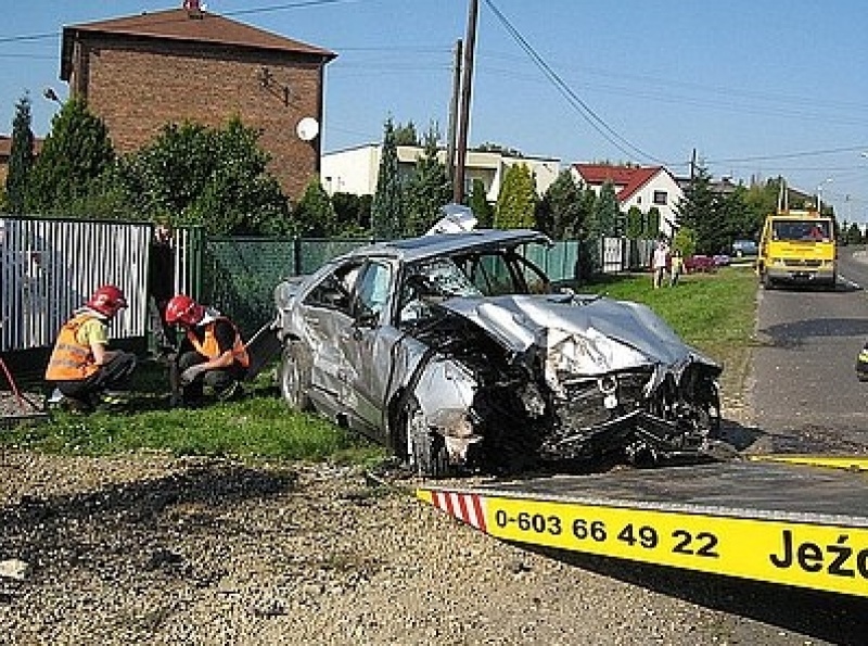 Zdjęcie w galerii na portalu naszwodzislaw.com: Helikopter pomógł przy wypadku w Pszowie wiadomości z regionu