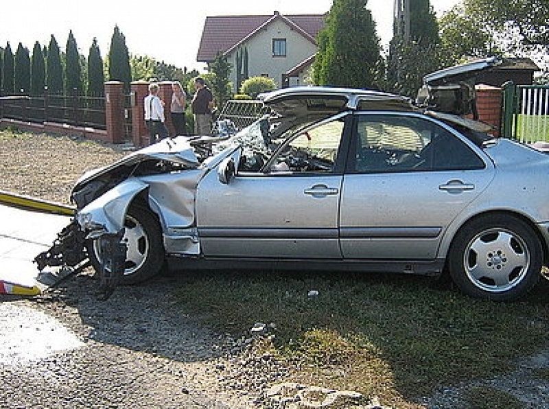 Zdjęcie w galerii na portalu naszwodzislaw.com: Helikopter pomógł przy wypadku w Pszowie wiadomości z regionu